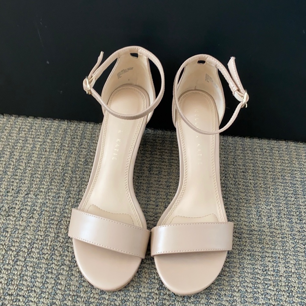 Kelly & Katie wedge nude sandal